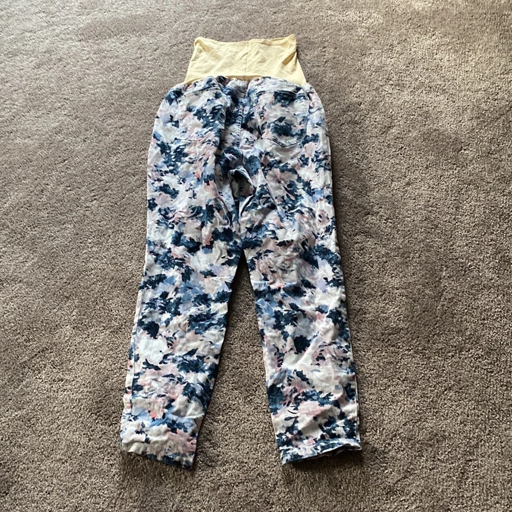 flutter & kick gently used